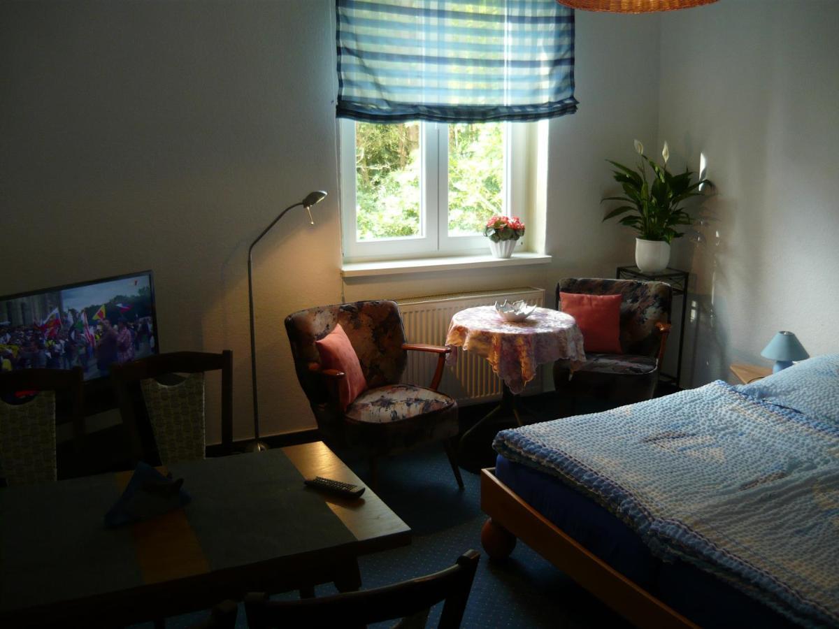 Ferienwohnung Südseite Nossentiner Huette Exterior foto